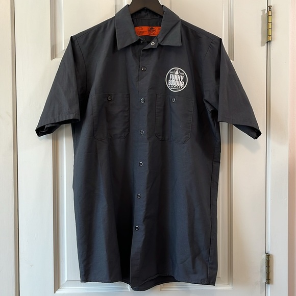 Funky Buddha Brewery Red Kap Work Short Sleeve Button Down Shirt - Size Medium - Picture 2 of 6